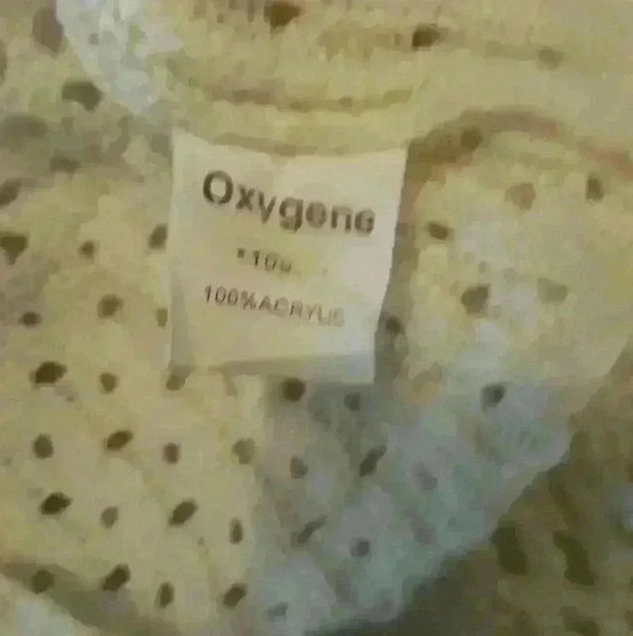 NWNT Oxygen crochet cream acrylic beach coverup shrug  long sleeve sweater 1 - Picture 6 of 7